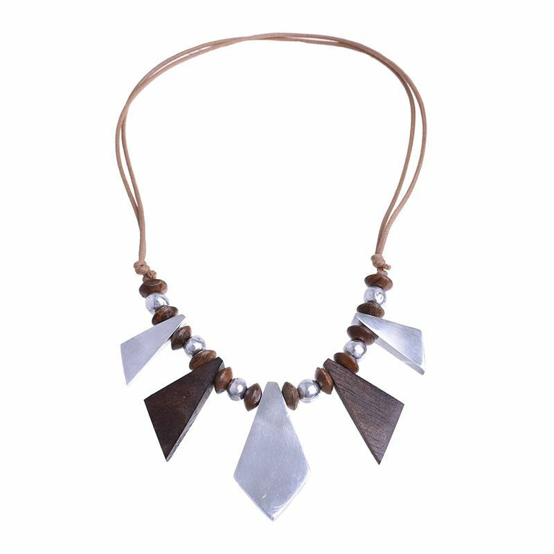 Silver/brown necklace