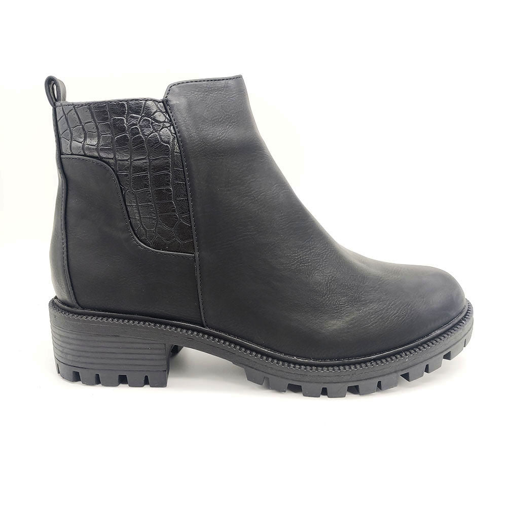 Side zip boot